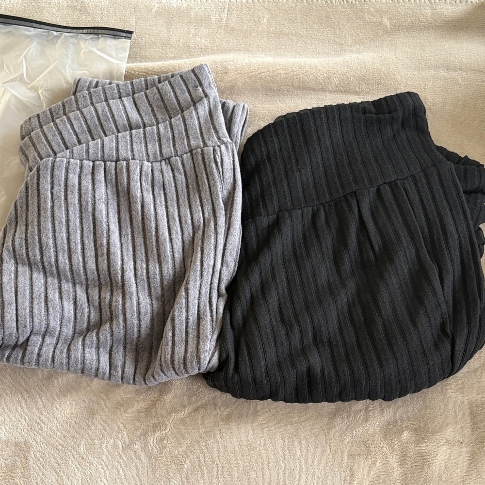 SHEIN Gray and Black Ribbed Leggings